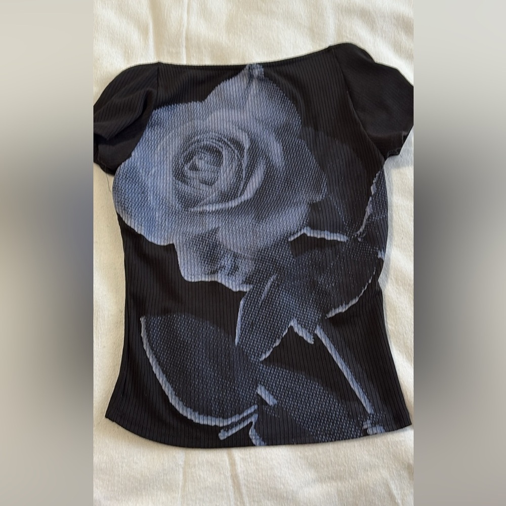 Urban Outfitters Black Floral Short Sleeve Tee